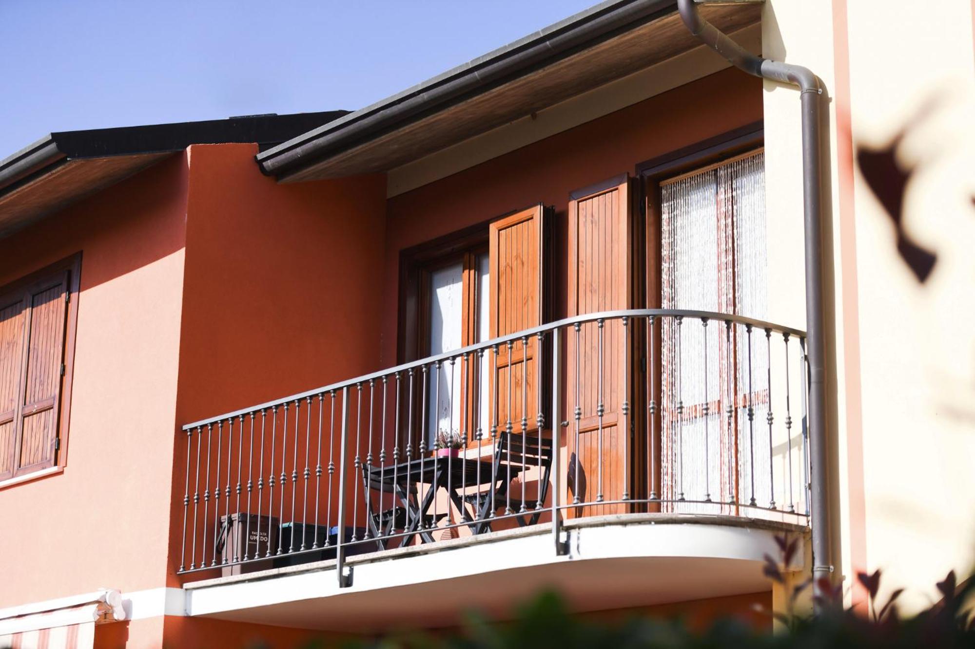 Rovato Entire Apartment In The Capital Of Franciacorta Buitenkant foto